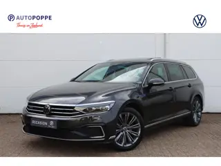 Volkswagen Passat Variant 1.4 TSI PHEV GTE Business | Pano | Lederen stoelen | Travel Assist | Carpl