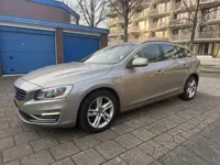 Volvo V60 2.4 D6 AWD Plug-In Hybrid Summum Leder Panorama Adaptive