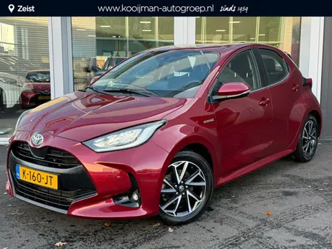 Toyota Yaris 1.5 Hybrid Dynamic Trekhaak | Parkeersensoren voor+achter | Airco | Parkeercamera