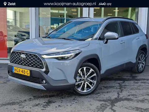 Toyota Corolla Cross Hybrid 140 Style Dodehoekdetectie | Parkeersensoren rondom | 18 inch lichtmetal