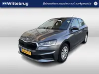 Škoda Fabia 1.0 TSI Ambition /GARANTIE TM 04-2027/ CRUISE/ DAB/ NAVI/ SMARTLINK/ PARK. SENSOREN/ AIR
