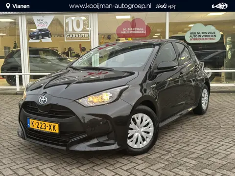 Toyota Yaris 1.5 Hybrid Active NL auto, dealeronderhouden, Carplay