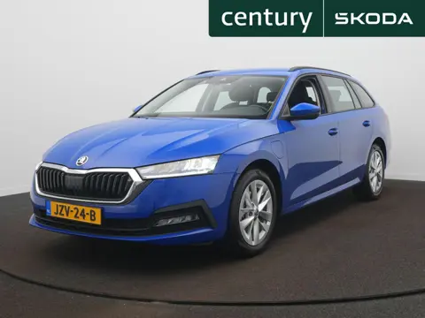 Skoda Octavia Combi 1.4 TSI iV PHEV Business Edition / cruise / Clima / Sensoren Achter