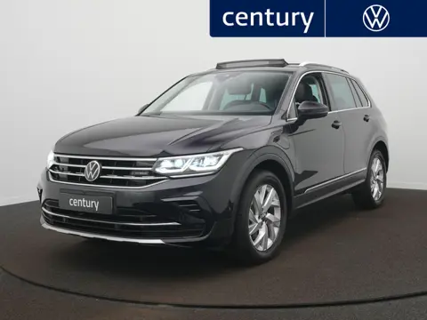 Volkswagen Tiguan 1.4 TSI eHybrid Elegance Automaat - Panoramisch schuif-kanteldak - Leer - 360 came