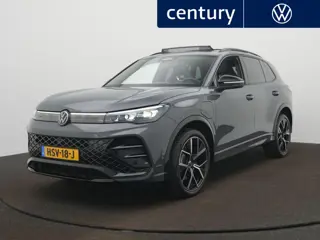 Volkswagen Tiguan 1.5 eHybrid R-Line Edition Panoramadak - 272pk uitvoering - Navigatie - 20 Inch - 