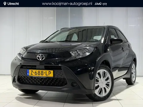 Toyota Aygo X 1.0 VVT-i MT Play | All season banden | Goed onderhouden | AppleCarplay/Android Auto |