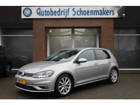 Volkswagen Golf 1.5 TSI Highline VIRTUAL-DASH CARPLAY ALCANTARA CAMERA DAB ACC NAVI CLIMA HILL-HOLD 