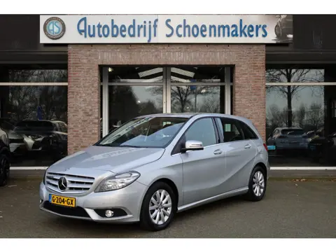 Mercedes-Benz B-klasse 180 Ambition STOELVERW. XENON CRUISE CLIMA NAVI BT-TELEFOONVERB. 2XPDC LMV
