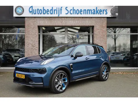 Lynk & Co 01 1.5 261PK! CAMERA STOELVERW. PANO/SCHUIF MEMORY INFINITY DAB NAVI CARPLAY ELEK.ACHTERKL