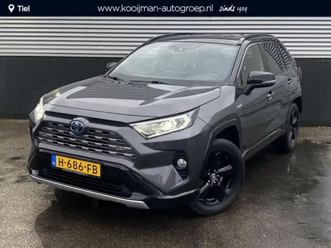 Toyota RAV4 2.5 Hybrid Bi-Tone Stoelverwarming, JBL premium audio, parkeersensoren v&a, achteruitrij