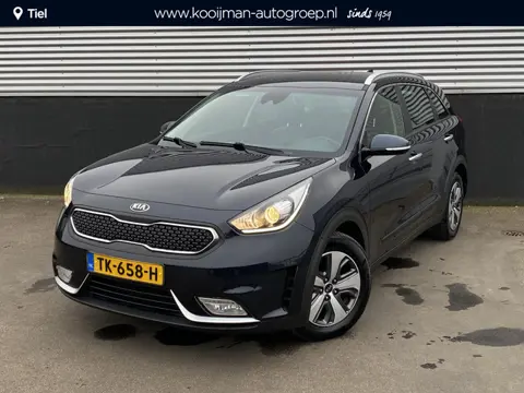 Kia Niro 1.6 GDi Hybrid DynamicLine NL-auto, boekjes compleet, parkeersensoren, cruise control, navi