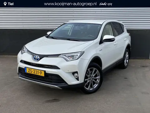 Toyota RAV4 2.5 Hybrid Style Trekhaak, navigatie, stoelverwarming, elektr. achterklep, keyless, crui