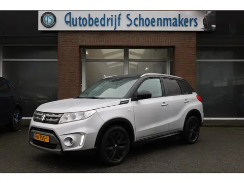 Suzuki Vitara 1.6 Exclusive CAMERA STOELVERWARMING CRUISE NAVI CLIMA DUO-TONE NAP 17"LMV ENZ!