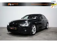 BMW 3-serie 318i M Sport *Apple CarPlay* NAP*Alcantara