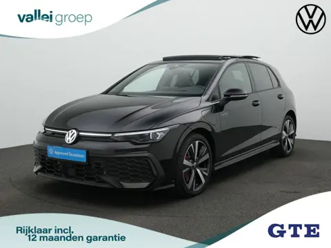 Volkswagen Golf 1.5 eHybrid 272 pk GTE | Panoramadak | Head-up display | IQ Light | Stuur-/stoelverw