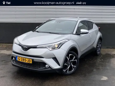 Toyota C-HR 1.2 Dynamic Nederlandse auto, Trekhaak 7-polig, stoelverwarming, navigatie, achteruitrij