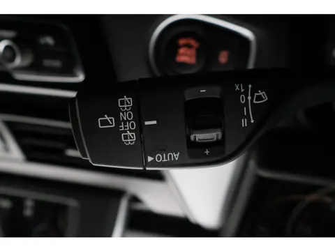 BMW 2 Serie Active Tourer 216i (bj 2017)