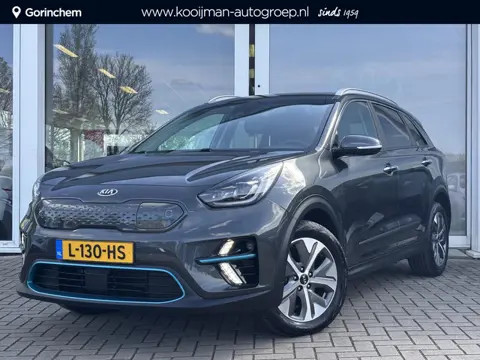 Kia e-Niro ExecutiveLine 64 kWh | SOH 96% | Trekhaak | Leder | Sunroof | Stoelverwarming én ventilat
