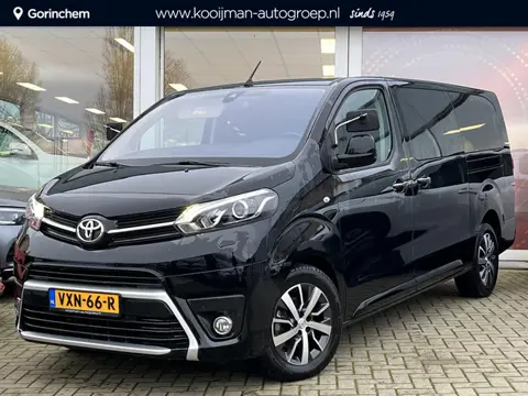 Toyota PROACE Worker 2.0 D-4D Dynamic Long DC Verso | 1e Eigenaar | BTW | Trekhaak | Glazendak | 10 
