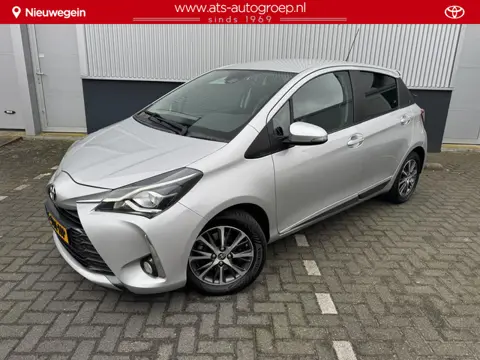 Toyota Yaris 1.5 VVT-i Y20  Handgeschakeld, All Season banden, Navigatie, Exclusieve Y20 uitvoering,