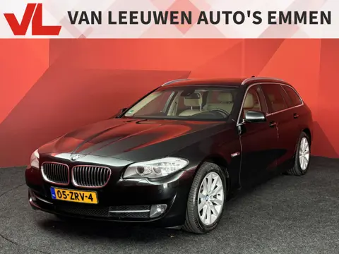 BMW 5 Serie Touring 523i High Executive | Navigatie | Panorama | Automaat | Trekhaak | APK 18-03-202
