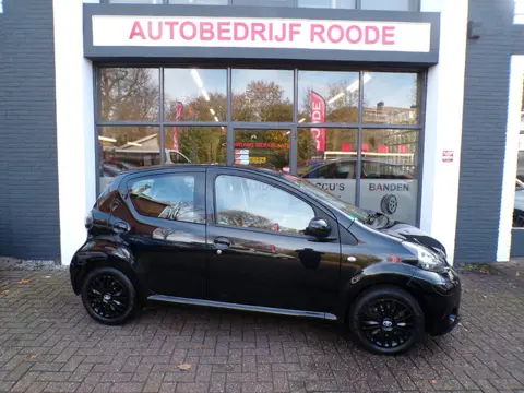 Toyota Aygo 1.0-12V 5-Drs BLACKLINE CARPLAY,AIRCO,LED,NIEUWE APK !!!