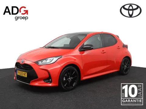 Toyota Yaris 1.5 Hybrid Executive | Navigatie |  Stoel en stuurverwarming | Panoramadak | Leder-stof