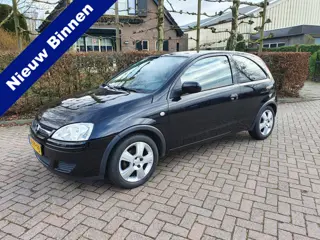 Opel Corsa 1.2-16V Maxx *Airco*  Lage km (bj 2004)
