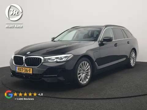 BMW 5 Serie Touring 530e xDrive Business Edition Plus PHEV 293pk Dealer O.H | Trekhaak af Fabriek | 