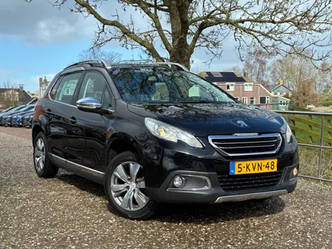 Peugeot 2008 1.2 VTi Allure | Cruise + Clima + Navi nu € 4.975,-!!!
