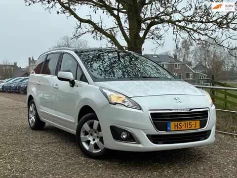 Peugeot 5008 1.2 PureTech Style 7p. | Camera + Cruise + Clima + Navi Nu € 5.750,-!!!