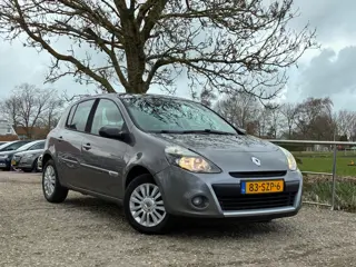 Renault Clio 1.2 Collection | Cruise + Airco € 2.975,-!!!