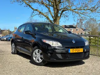 Renault Mégane 1.6 Authentique | 66.000 NAP + Airco + Cruise nu € 6.975,-!!!