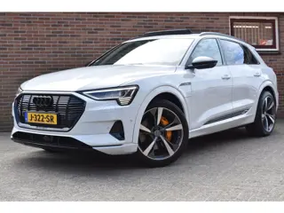 Audi E-tron E-tron 55 quattro advanced Pro Line Plus 95 kWh SOH 90,4% '18 Pano LED Leder Clima