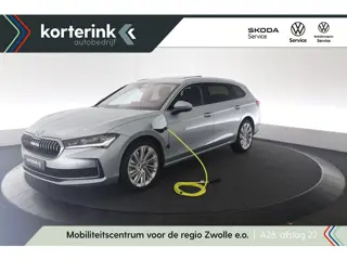 Škoda Superb Combi 1.5 TSI iV PHEV Laurin & Klement | Trekhaak | Leer | Pano | Massage stoelen