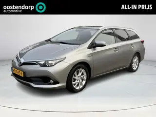 Toyota Auris Touring Sports 1.8 Hybrid Dynamic | Navigatie | Panoramadak | Bluetooth | Parkeercamera