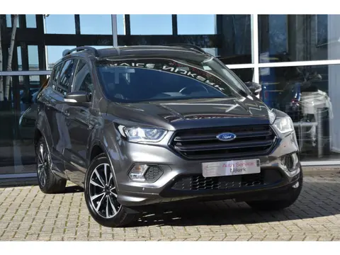 Ford Kuga 1.5 EcoBoost ST Line Airco Navi. Elek. Trekhaak Led Zeer Nette Auto !