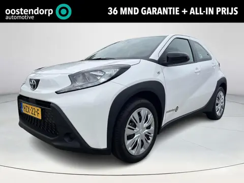 Toyota Aygo X 1.0 VVT-i MT Play | All-in prijs | Apple/Android | Camera | Airco |