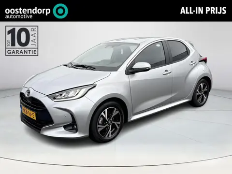 Toyota Yaris 1.5 Hybrid 115 Dynamic | Stoel en Stuurverwarming | Apple CarPlay/Android auto | Achter