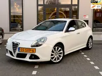 Alfa Romeo Giulietta 1.4 T Distinctive|Automaat|Leer|Stoelverwarming