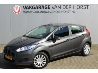 Ford Fiesta 1.0-65pk Style. Goed onderhouden en nette Ford Fiesta. Airco, navigatie, telefoon voorb.