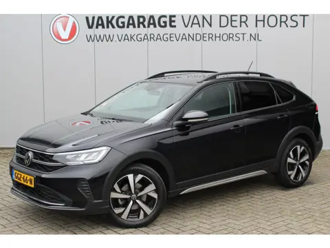 Volkswagen Taigo 1.0-96pk TSI Edition. Zeer nette en luxe hoogzitter, slechts 33.500km ! Airco, crui