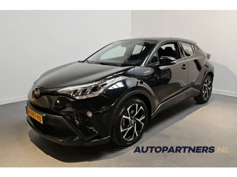 Toyota C-HR 1.8 Hybrid Dynamic - Apple Carplay/Android Auto - Trekhaak - Adaptive Cruise