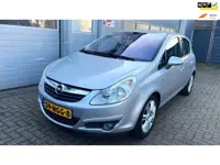 Opel Corsa 1.4-16V Cosmo 5DR-Leder-Clima-Cruise-Velgen-APK