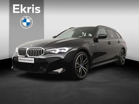 BMW 3-serie Touring 320e | M-Sportpakket | HIFI | Panoramadak | 18inch