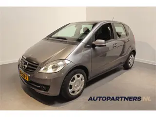 Mercedes-Benz A-Klasse 180 BlueEFFICIENCY Business Class - Stoelverwarming -  Leder - Trekhaak