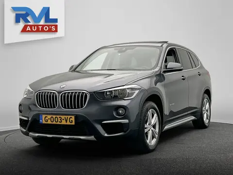 BMW X1 sDrive18d Centennial High Executive Trekhaak Navigatie Leder Panorama-dak