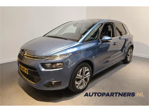 Citroën C4 Picasso 1.2 PureTech Intensive - Dodehoekdetectie - Virtual Cockpit - Trekhaak