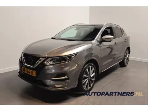 Nissan QASHQAI 1.3 DIG-T Tekna + -  Apple Carplay/Android Auto - Leder - Panoramadak - Bose premium 
