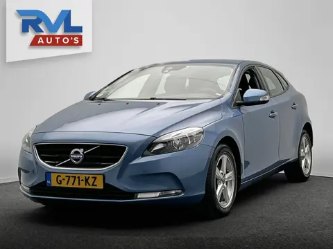 Volvo V40 2.0 D2 Trekhaak Navigatie Cruise Climate-control Lichtmetaal